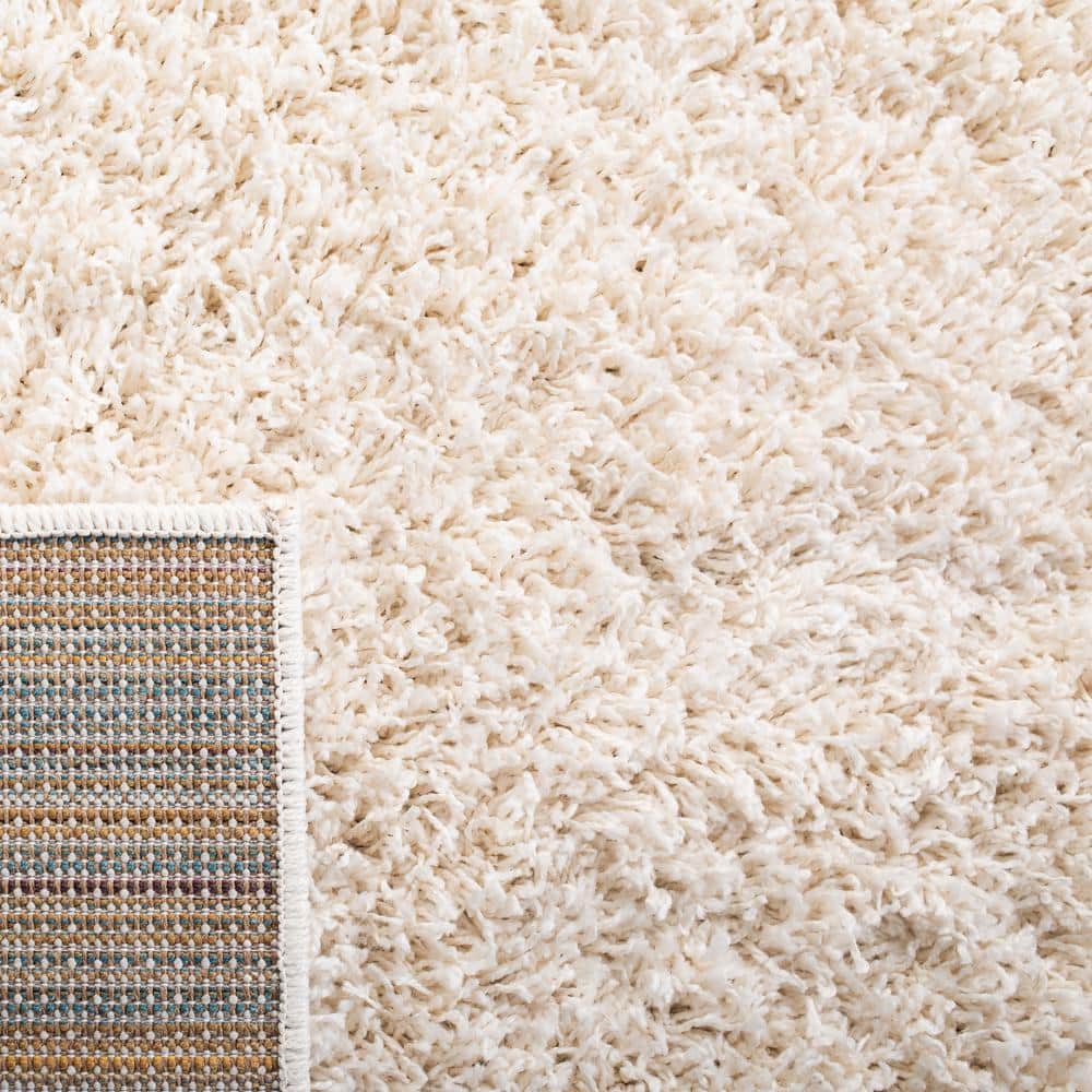 Ivory Elegance 47" Round Plush Synthetic Shag Rug