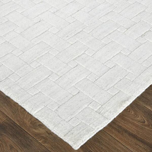 5 x 8 Silver, White Striped Area Rug