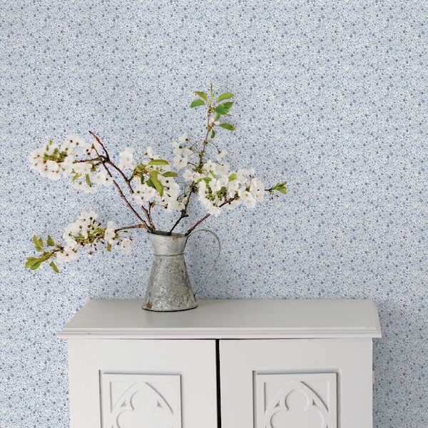 Ditsy floral Wallpaper - Peel and Stick or Non-Pasted