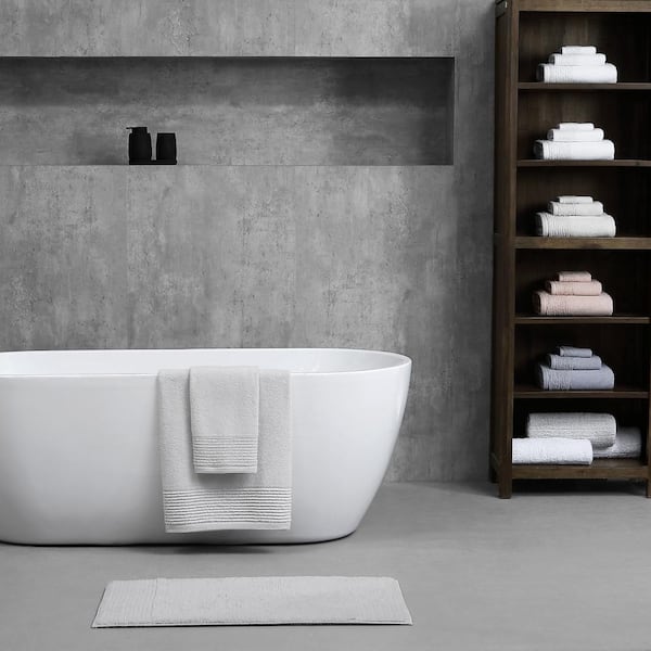 Assortment of 3 Grey Simply Vera Wang Luxury Bath Towels And Hand Towels -  Dutch Goat
