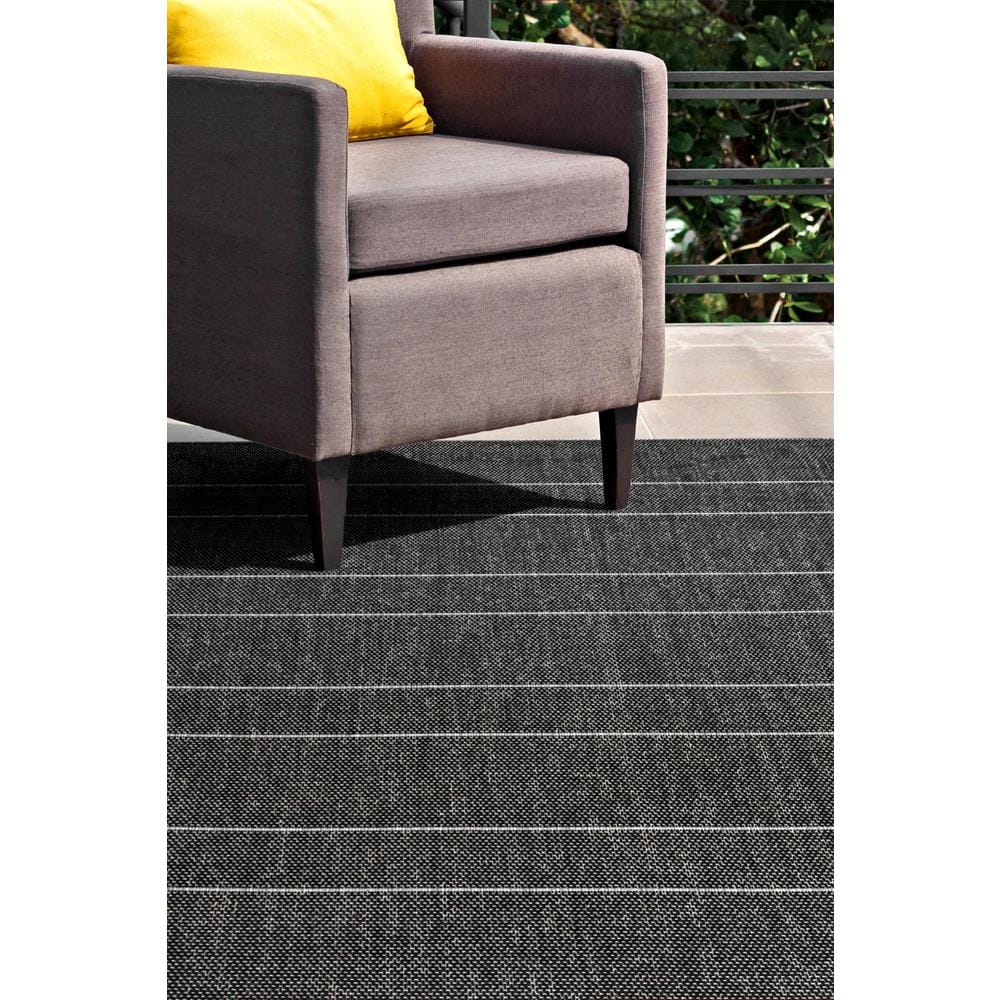Alaina Black 4' x 6' Striped Synthetic Indoor/Outdoor Rug