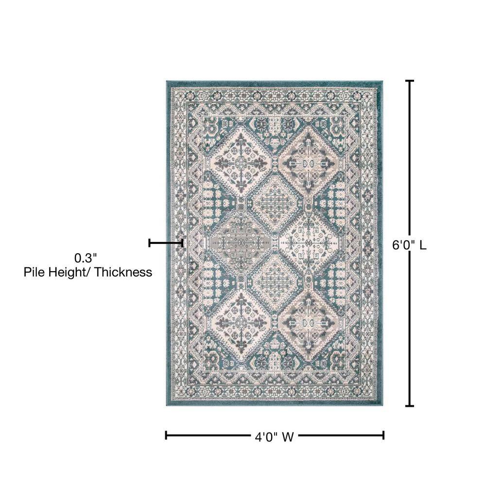 Becca Blue and Beige 4' x 6' Traditional Tiled Area Rug