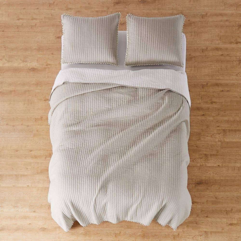 Reversible Natural Taupe & White Cotton King Quilt Set