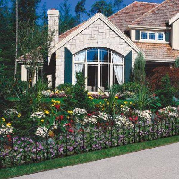 Victorian Black Resin Fleur De Lis Large Garden Fence Panels