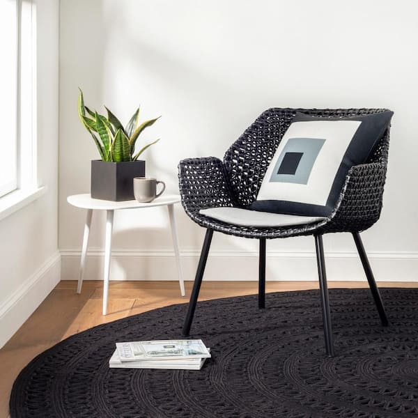 Bowline Handwoven Round Black 10 ft. Round Outdoor Rug