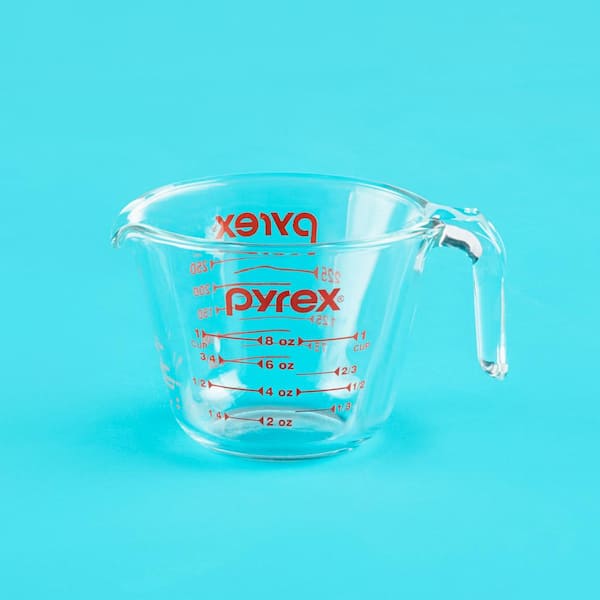 https://images.thdstatic.com/productImages/acb431d9-a116-4570-8925-c033cc9820b0/svn/clear-pyrex-measuring-cups-measuring-spoons-1118990-1f_600.jpg