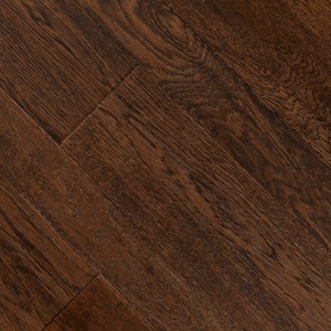 HandScraped Distressed Montecito Oak 3/8 x 3-1/2 x 6-1/2 in. Wx Varying L Engineered Hardwood Flooring(26.25 sq.ft./cs)