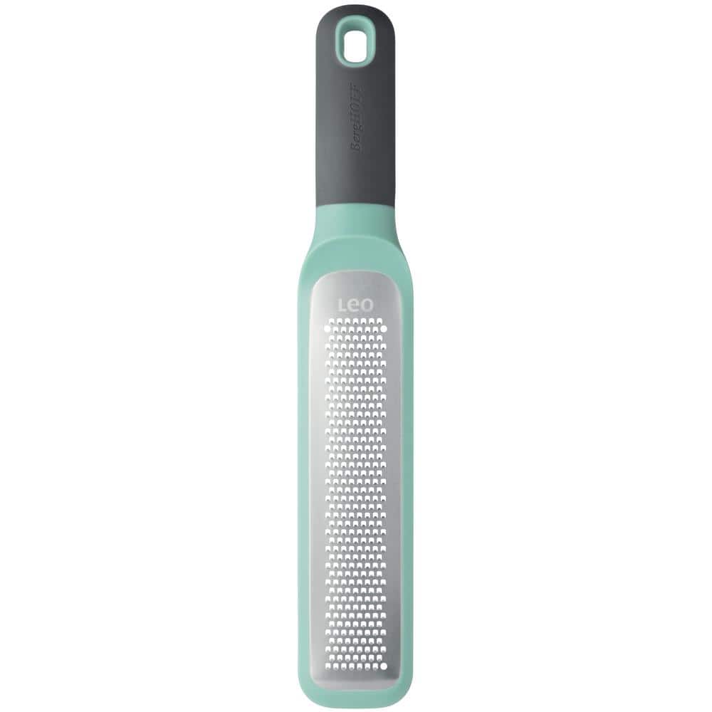 https://images.thdstatic.com/productImages/acc7edb6-fda5-4b1b-a865-365af21654be/svn/mint-silver-berghoff-cheese-graters-3950205-64_1000.jpg