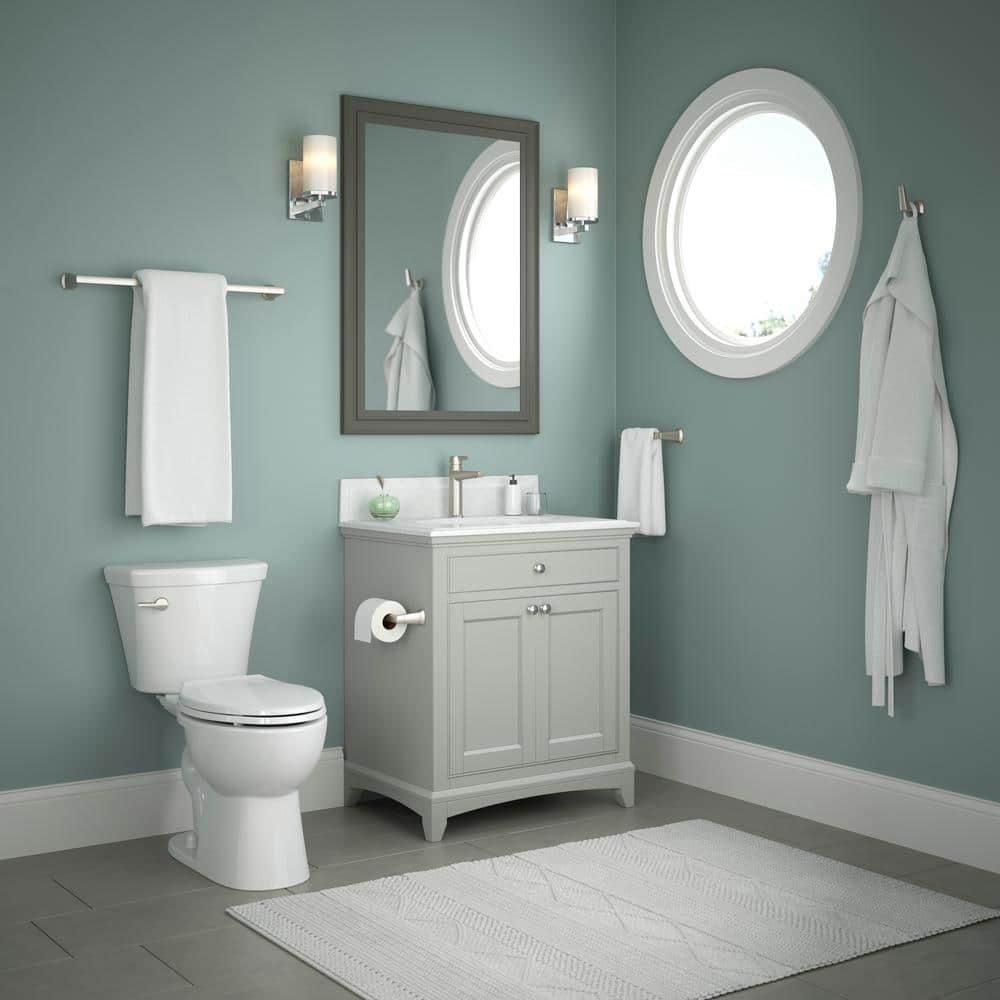 Stainless Steel Wall Mounted Modern Towel Bar