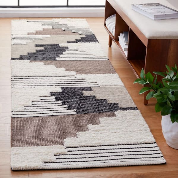Kenya 2 ft. x 12 ft. Black/Ivory Geometric Runner Rug