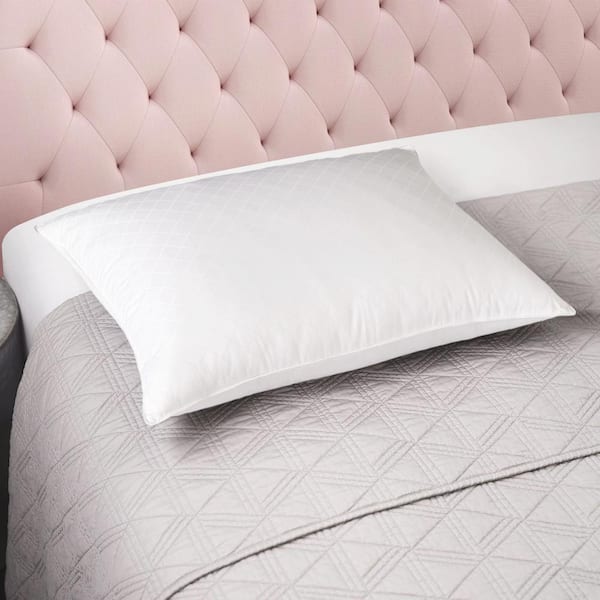 Cosmopolitan shop hotel pillows