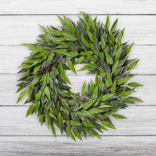 Pure Garden 18 in. Artificial Ficus Microphylla Leaf Wreath HW1500238 ...