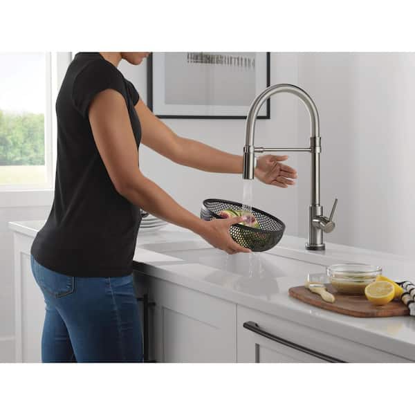 Delta Trinsic Spring Spout Touch2O Touchless Technology Single