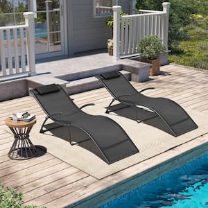 Outdoor Folding Metal Lounge Chairs in Black (Set of 2)
