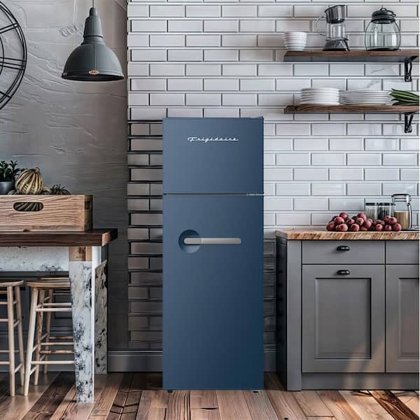 Frigidaire 21.5 in. 7.5 cu. ft. Mini Refrigerator with Top Freezer