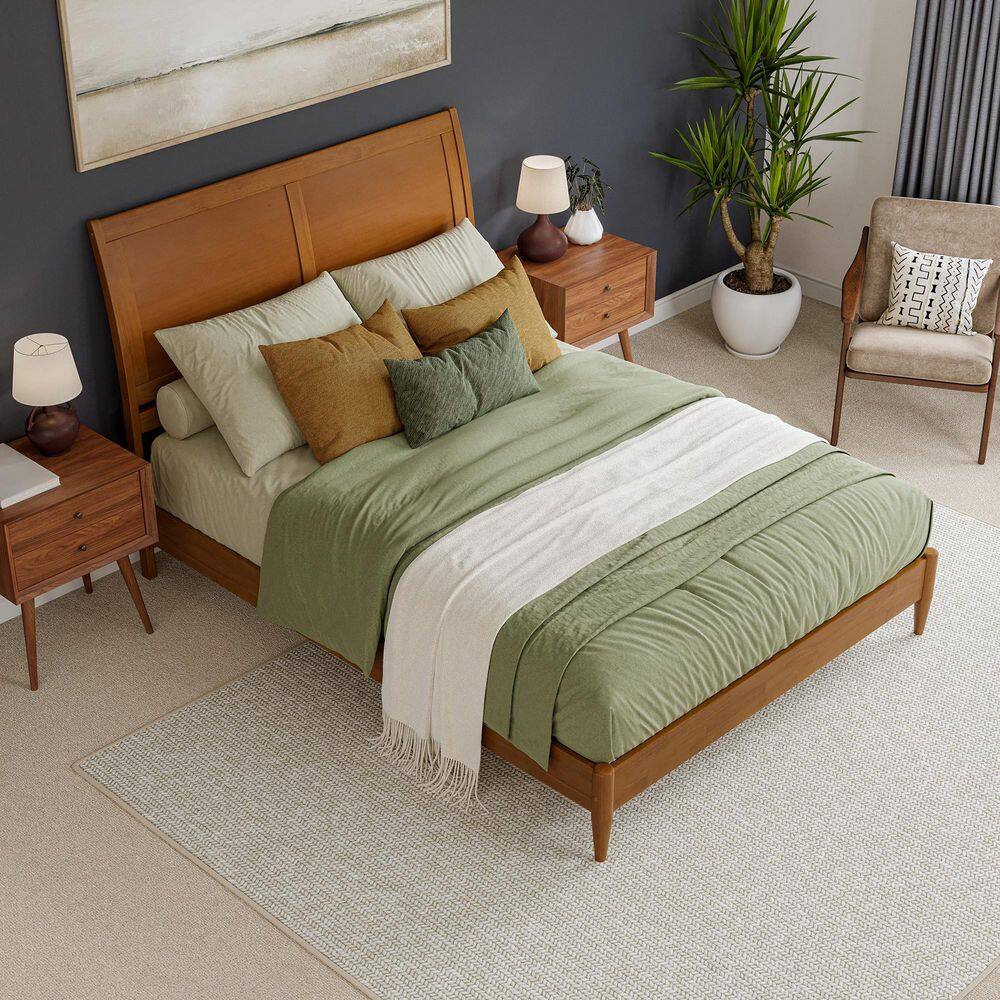 Valencia Light Toffee Queen Solid Wood Platform Bed with Sleigh Headboard
