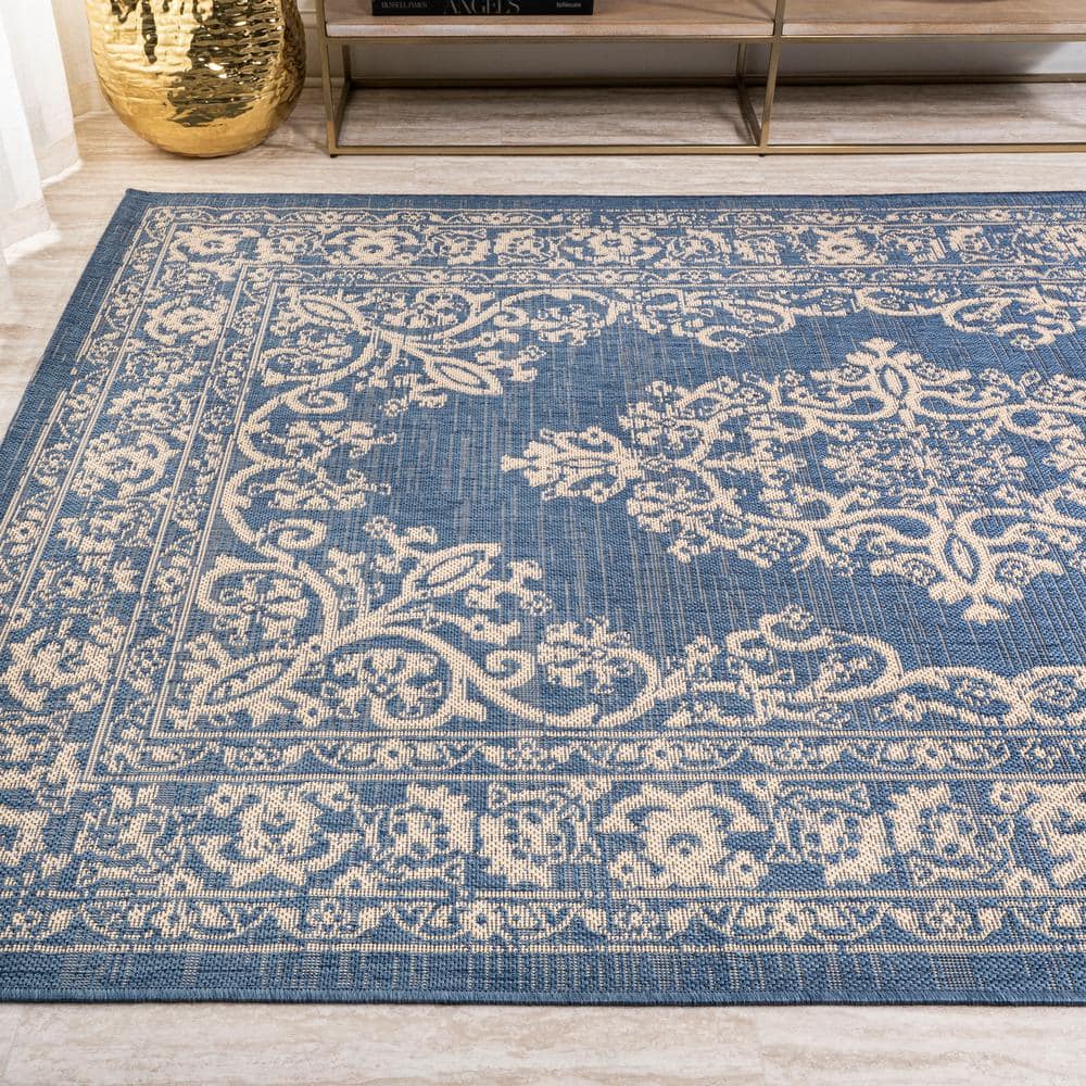 Mediterranean Dream Blue & Ivory Synthetic Medallion Rug