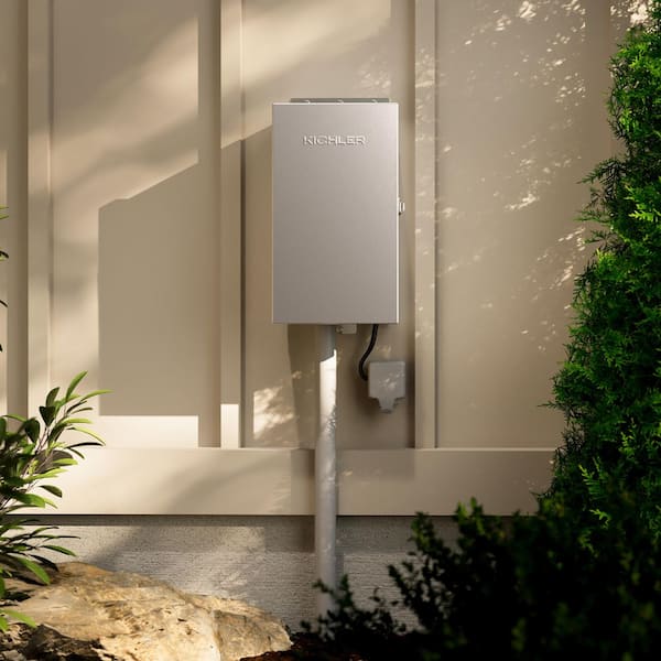Pro Contractor Series 15V Transformer 600W in Stainless Steel