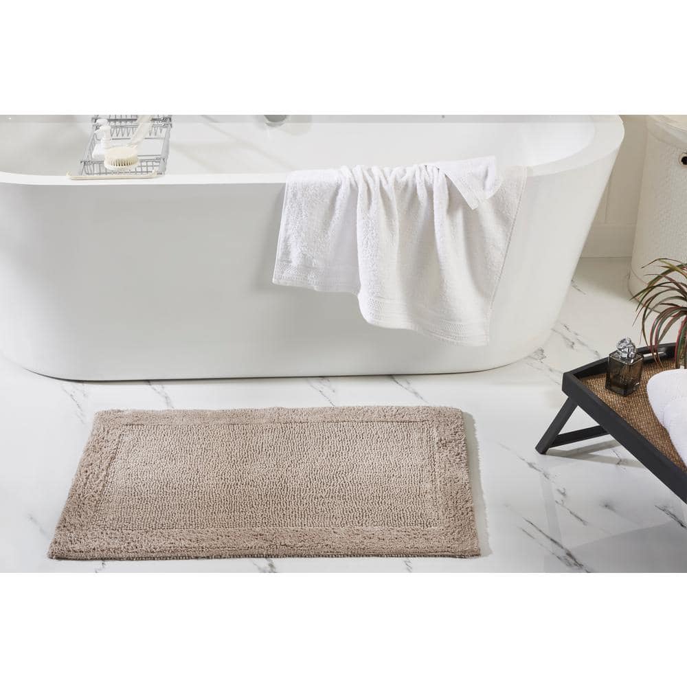 Gray Cotton Tufted Reversible 3-Piece Bath Rug Set
