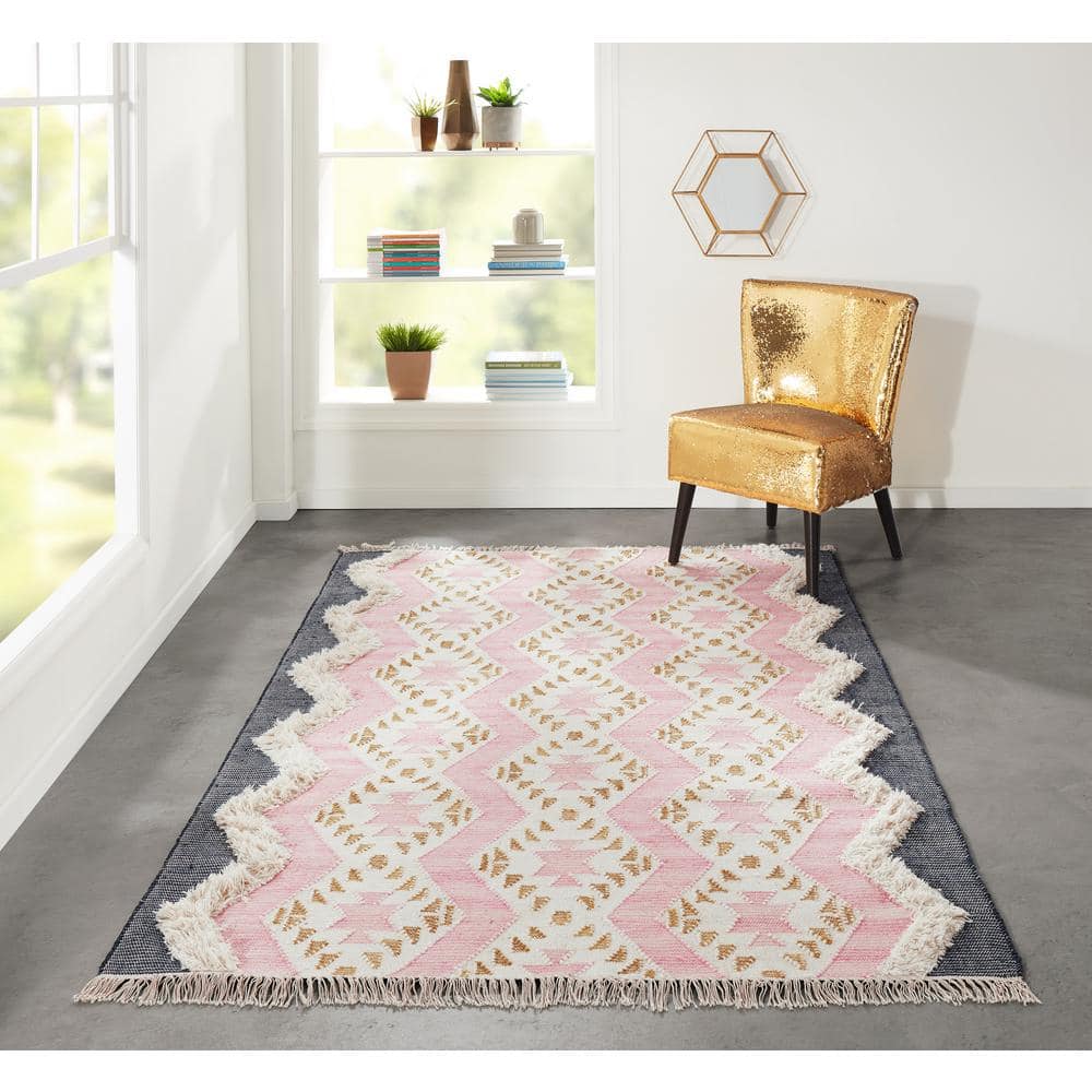 Handmade Pink Wool Geometric Tufted Rug 5' x 7'