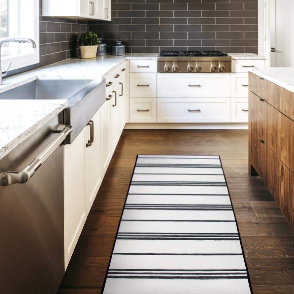 Black and White Stripe Synthetic 2.5'x7' Washable Runner Rug