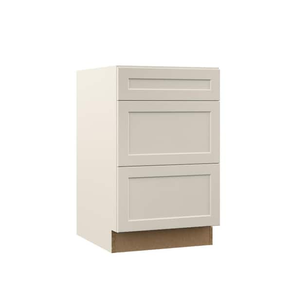Designer Series Melvern 21 in. W 21 in. D 34.5 in. H Assembled Shaker Drawer Base Bath Cabinet in Cloud