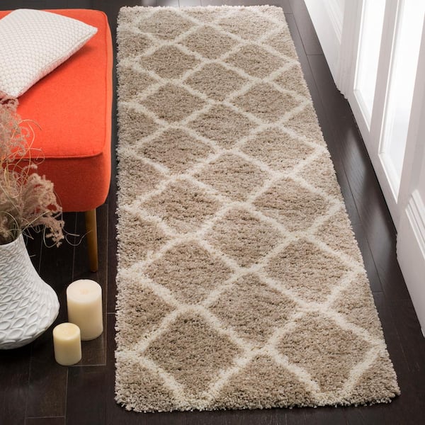 Hudson 2 ft. x 10 ft. Beige/Ivory Geometric Runner Rug