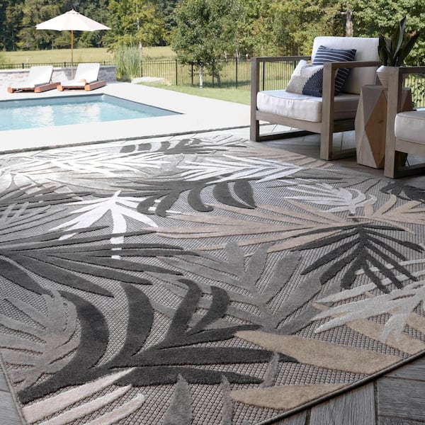 Oasis Floral Gray 9 ft. x 12 ft. Indoor/Outdoor Area Rug