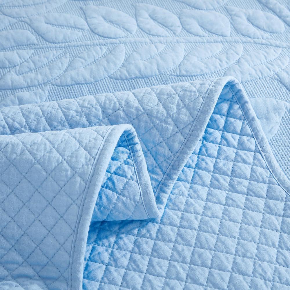 Light Blue Cotton Queen Quilt Set with Pillow Shams
