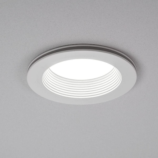 ETI Dimmable 10.4 Watt 4 LED Recessed Downlight Retrofit With Nightlight  Trim, Color Selectable, DL-4-625-907-SV-D