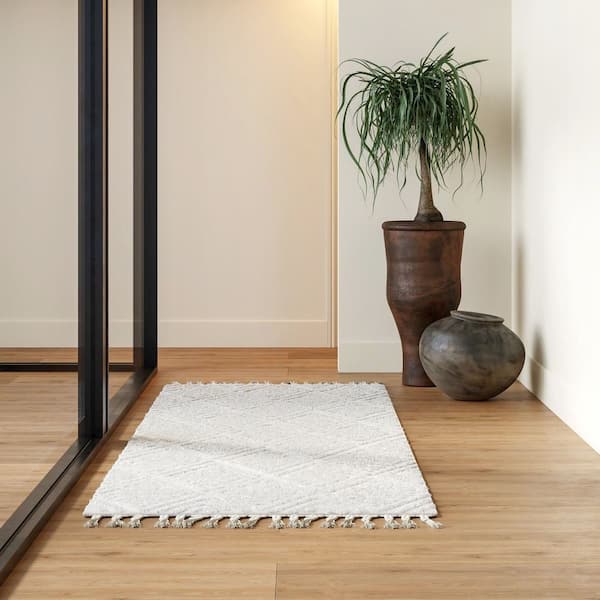 Balboa Textured Tile Ivory 3 ft. x 8 ft. Runner Rug