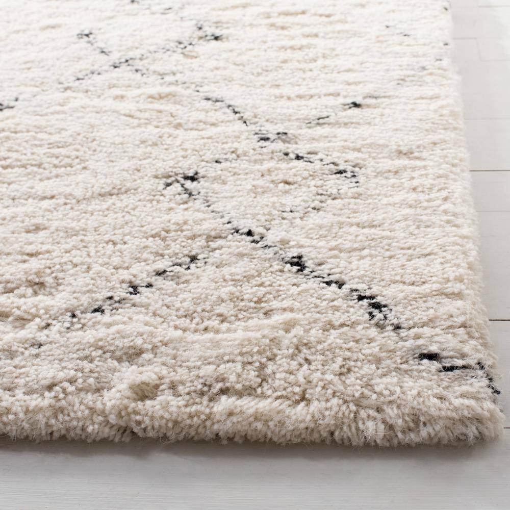 Ivory and Black Hand-Tufted Wool Shag Area Rug, 5' x 8'
