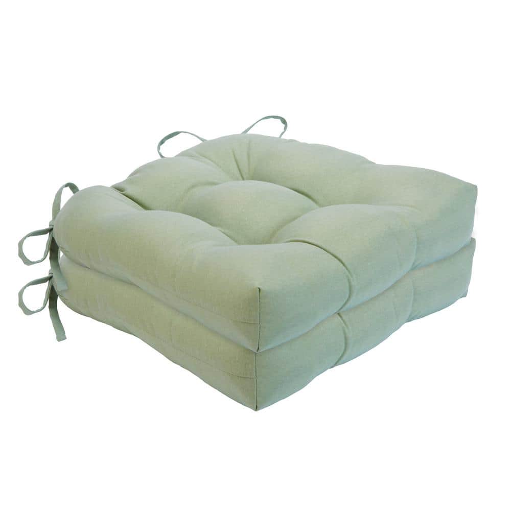 https://images.thdstatic.com/productImages/addbbb9c-3db5-4662-a275-441b242103af/svn/apple-green-achim-chair-pads-chchpdag14-64_1000.jpg