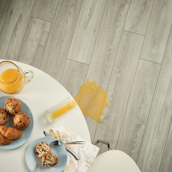 Shaw Parallax HD Plus Exquisite Gray 20-mil x 7-in W x 48-in L Waterproof Interlocking Luxury Vinyl Plank Flooring (18.91-sq ft/ Carton)