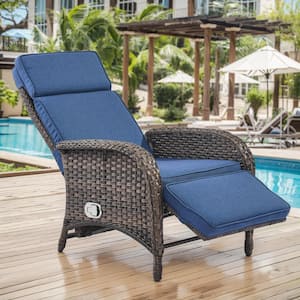 Brown 1-Piece Wicker Outdoor Chaise Lounge with Blue Cushions and Flat Armrests