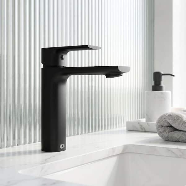 Davidson Single Handle Single-Hole Bathroom Faucet in Matte Black