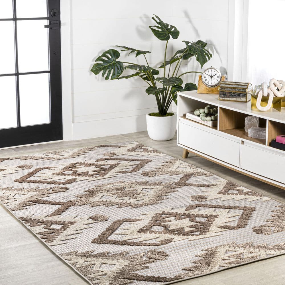Ivory and Brown Geometric Synthetic 4' x 6' Indoor/Outdoor Rug
