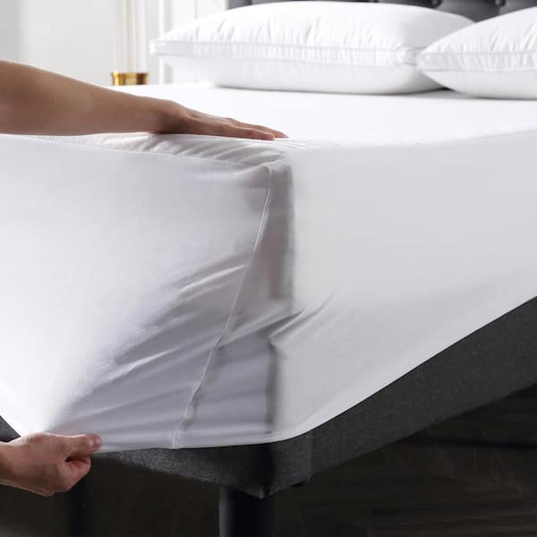 SLEEP OPTIONS Premium Cal King-Size Waterproof Mattress Pad and Protector