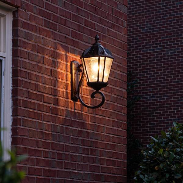 royal solar lamp wall mount