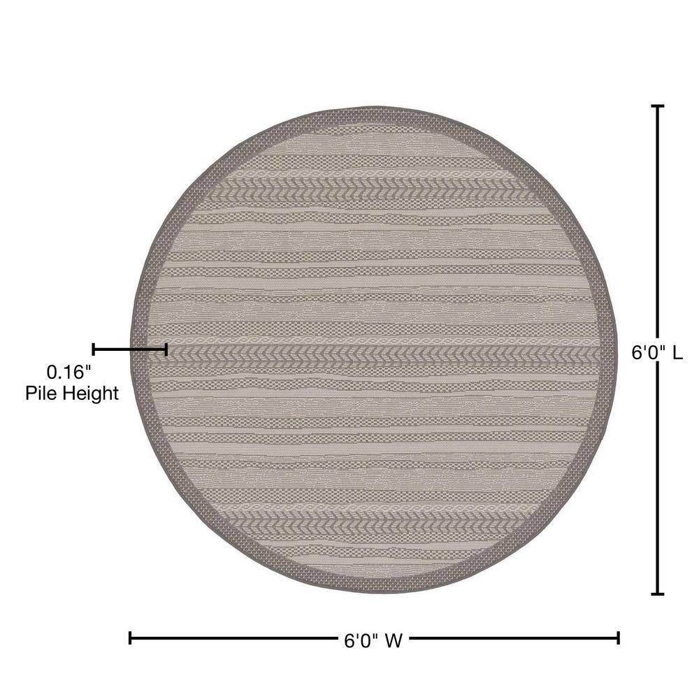 Gray Striped Synthetic 6' Round Outdoor Rug - Easy Care & Stain-resistant