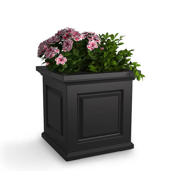 Mayne Nantucket 20 in. Square Self-Watering Black Polyethylene Planter