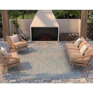 Isla Teal 2 ft. x 3 ft. Transitional Distressed Indoor/Outdoor Area Rug