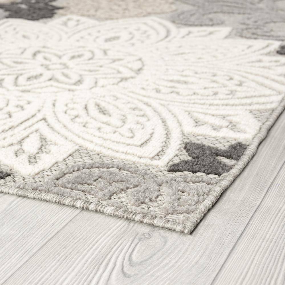 Beige Floral Synthetic 5x7 Indoor Outdoor Rug