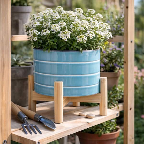 Liv & Skye Blue Sky Ceramic Striped Planter (6 in. W x 4 in. H