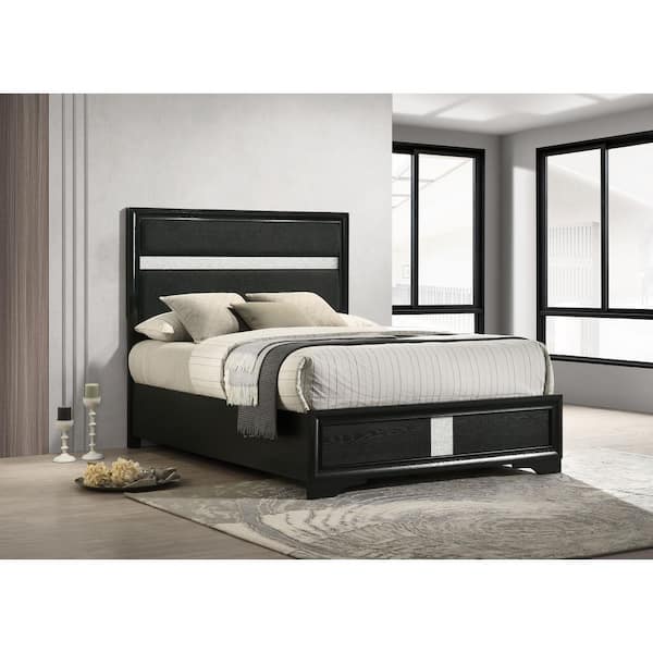 Coaster Miranda Black Wood Frame Full Panel Bed with Diamond-like Trim