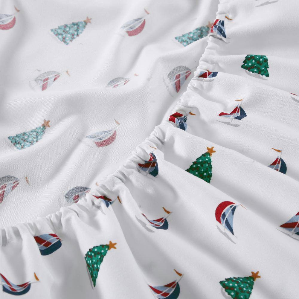 Snow White Twin Flannel Sheet Set with Graphic Detail