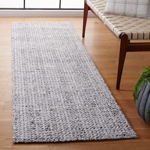 Abstract Light Gray 2 ft. x 8 ft. Plaid Marle Runner Rug