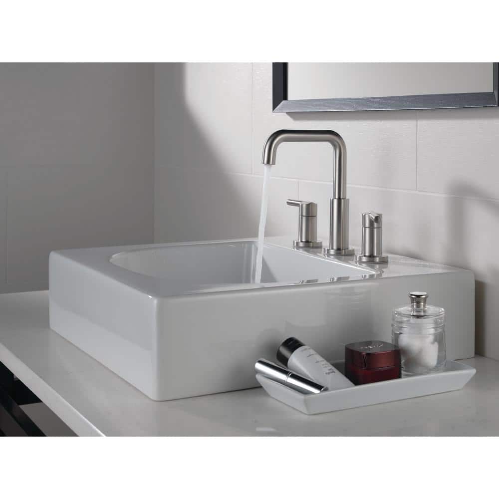 Delta Nicoli Brilliance Stainless 3-Hole Widespread Bathroom Faucet