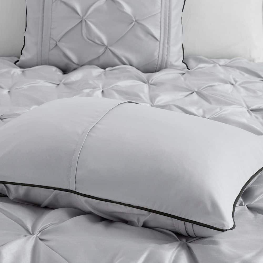 Laurel 7-Piece Grey Tufted Queen Comforter Set