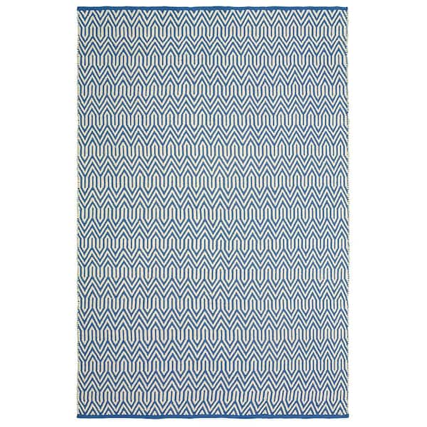 Inside-Out Blue 5 ft. x 8 ft. Indoor/Outdoor Area Rug